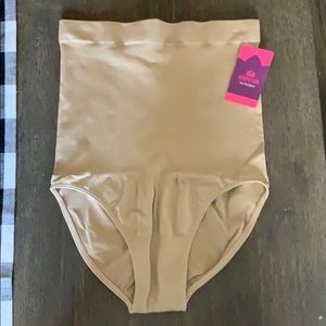 Empetua High waisted shaper panty - NWT